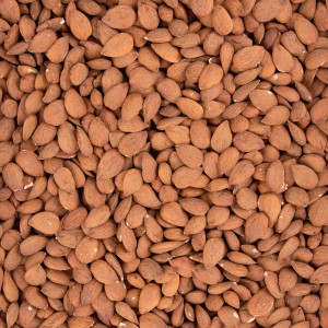 ALMENDRA NATURAL CON PIEL